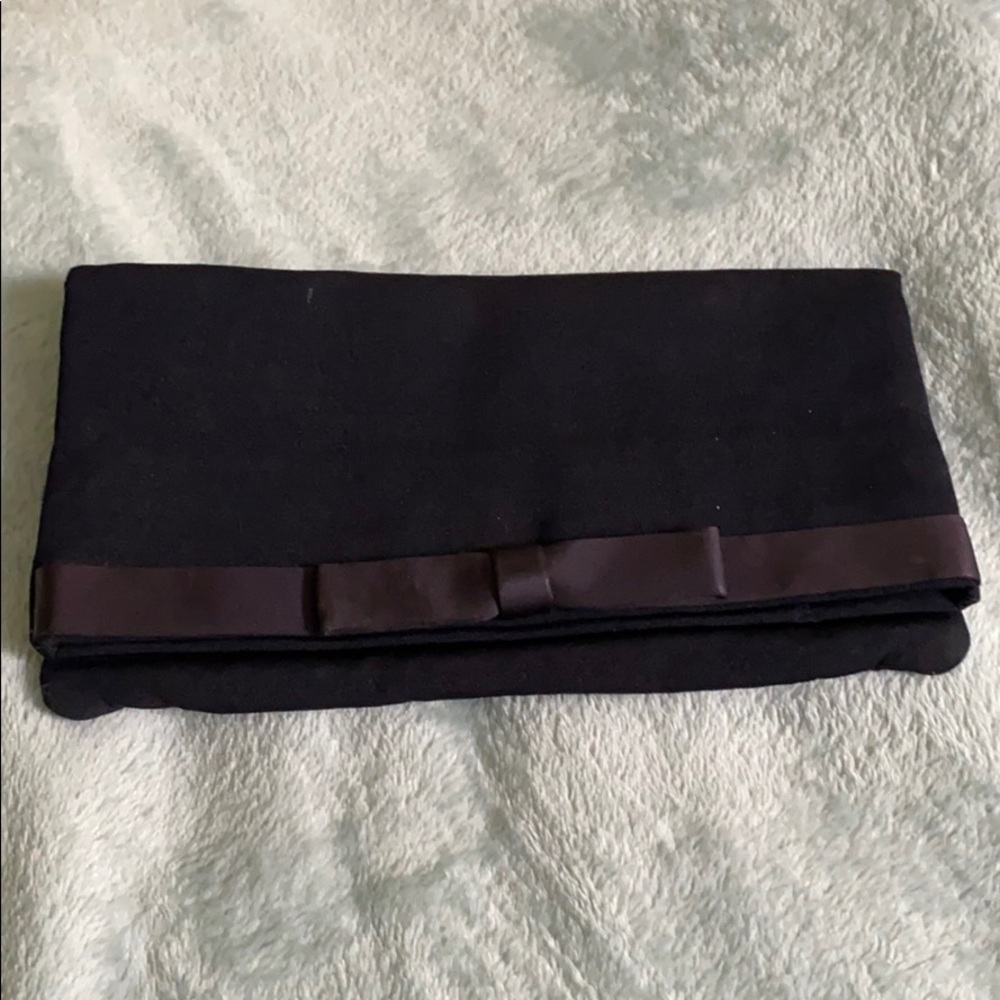 Foldable Clutch with Accent Bow